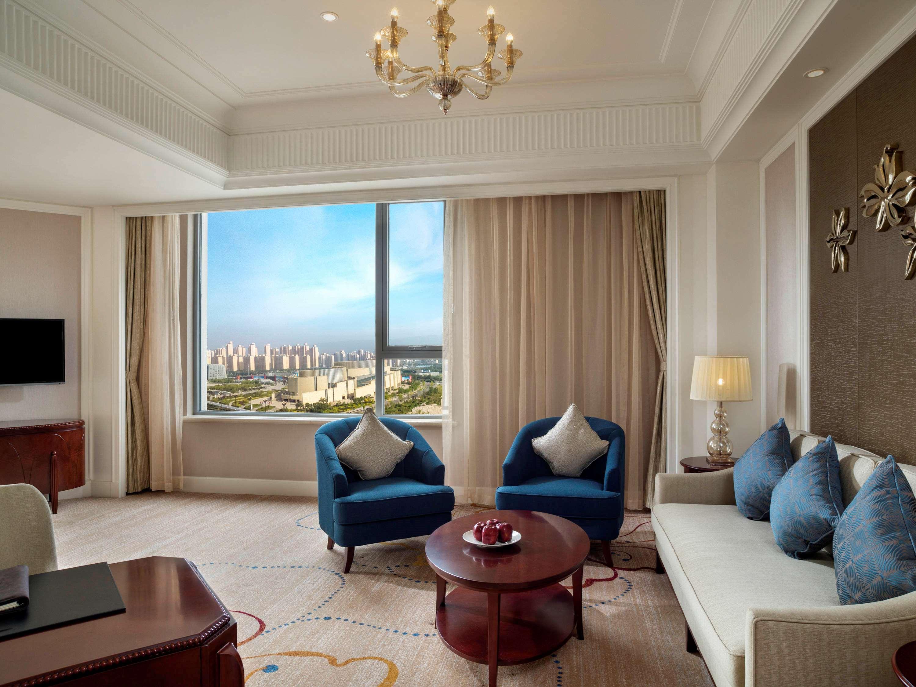 Sofitel Xining Hotel Exterior photo