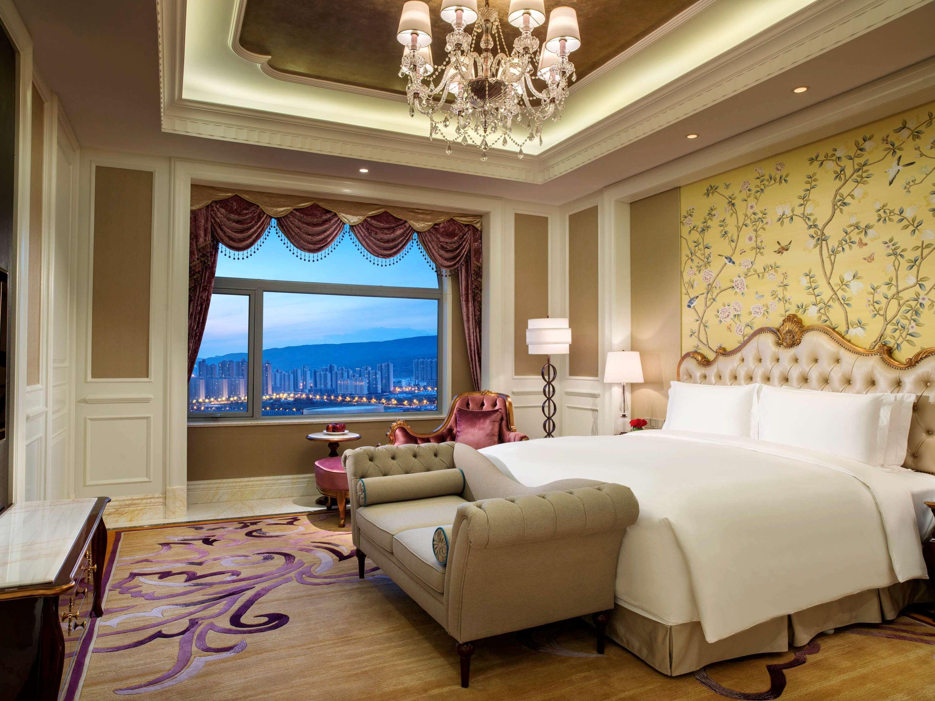 Sofitel Xining Hotel Exterior photo